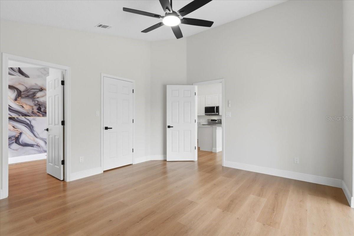 WINFIELD - Residential