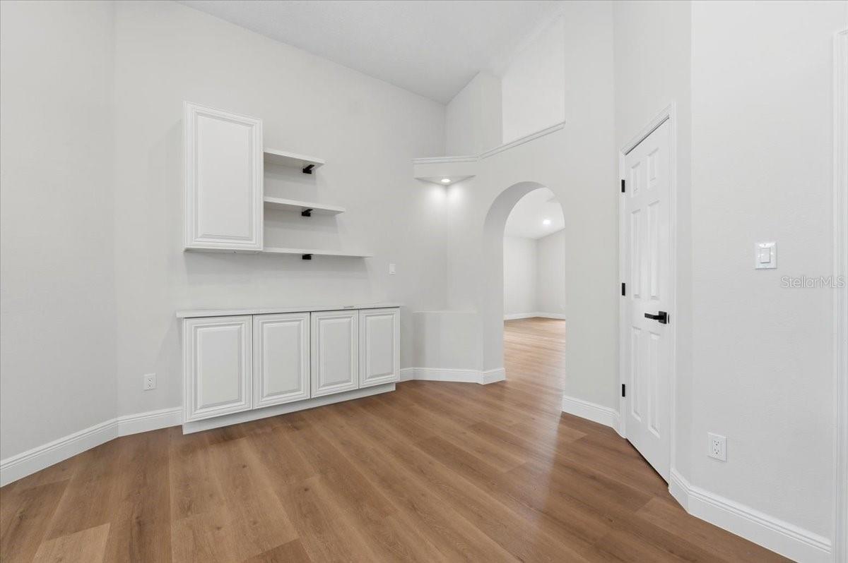 WINFIELD - Residential