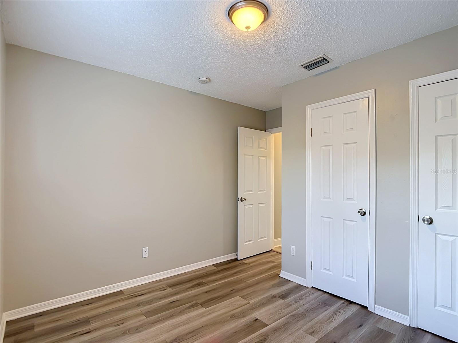 OAKDALE RIVERVIEW ESTATES UN 4 - Residential