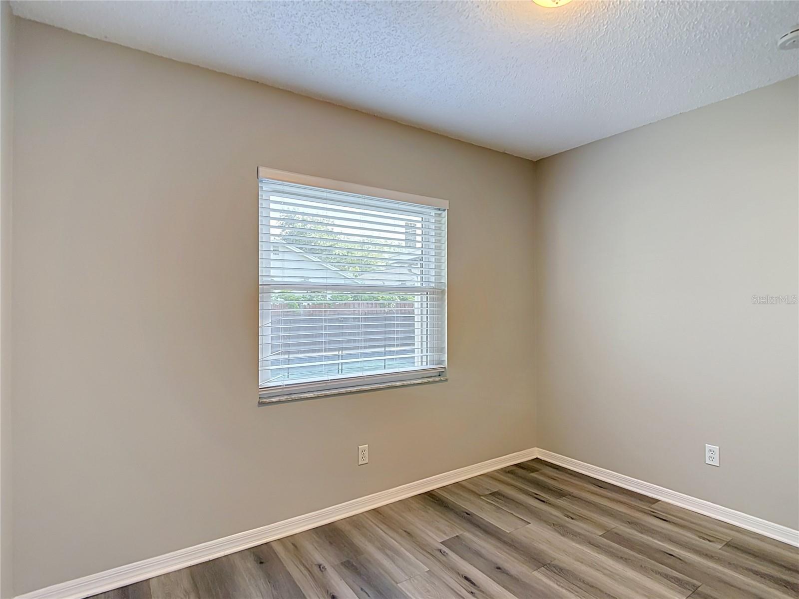OAKDALE RIVERVIEW ESTATES UN 4 - Residential