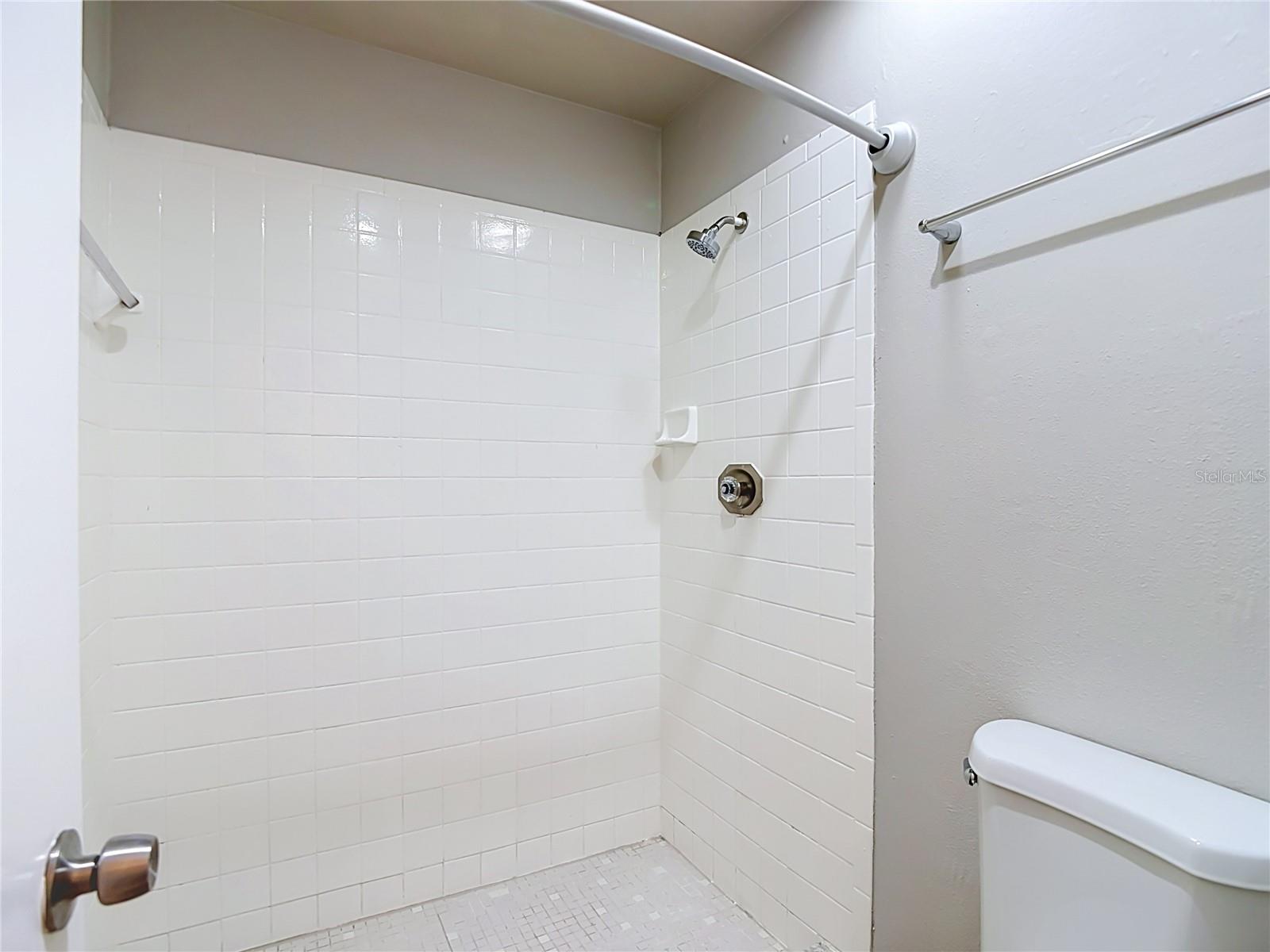 OAKDALE RIVERVIEW ESTATES UN 4 - Residential