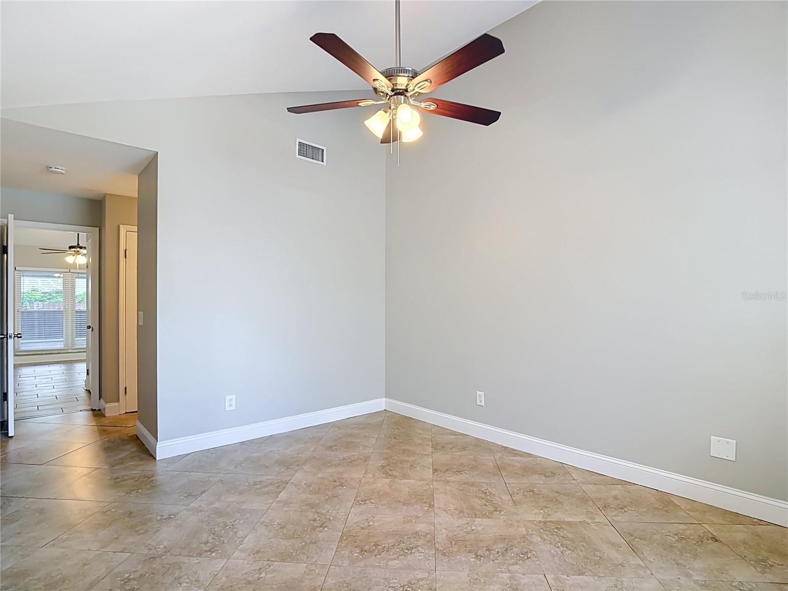 OAKDALE RIVERVIEW ESTATES UN 4 - Residential