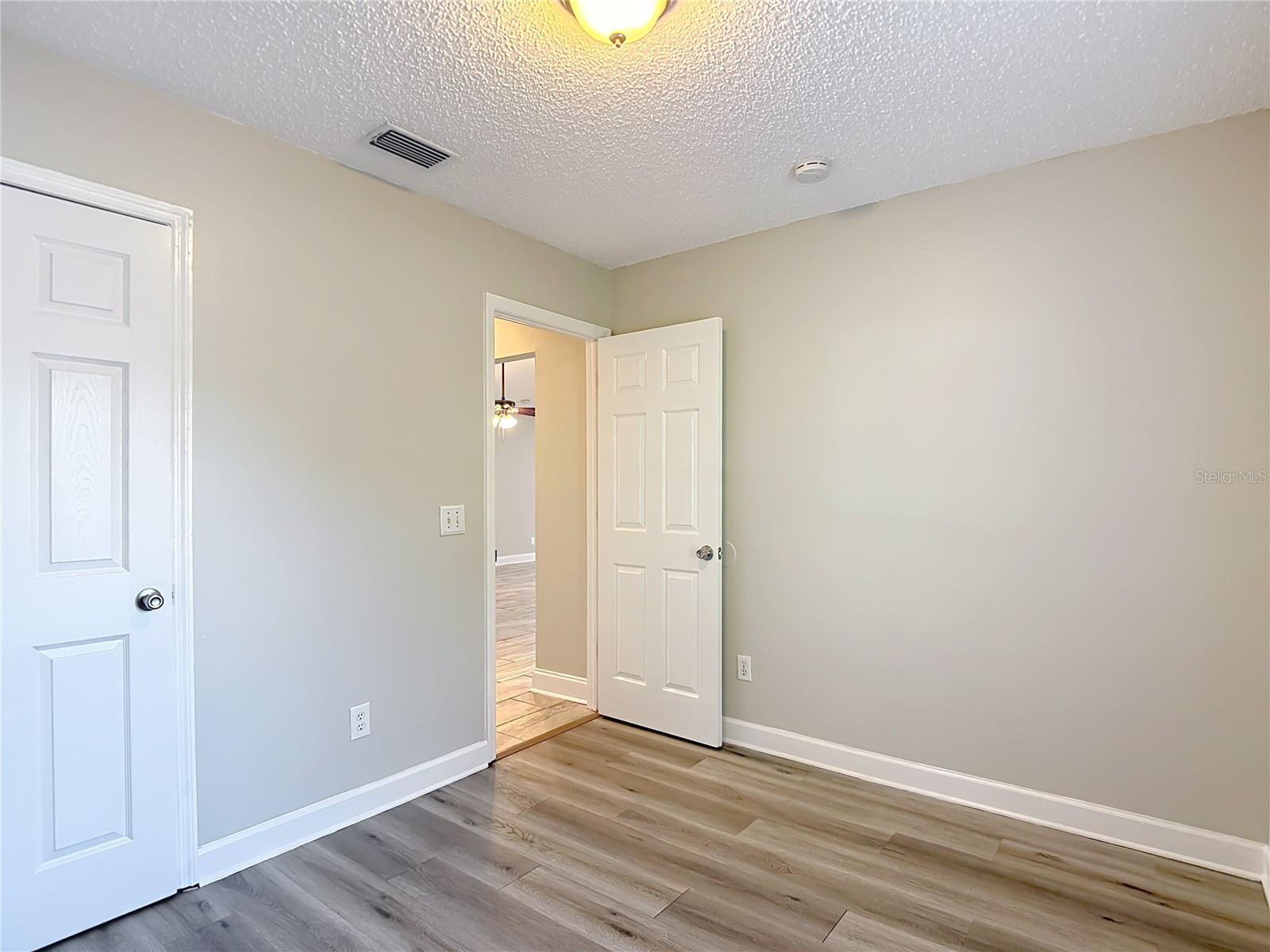 OAKDALE RIVERVIEW ESTATES UN 4 - Residential