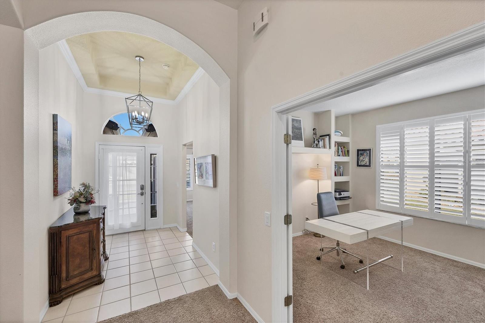 PELICAN POINTE GOLF & COUNTRY CLUB - Residential