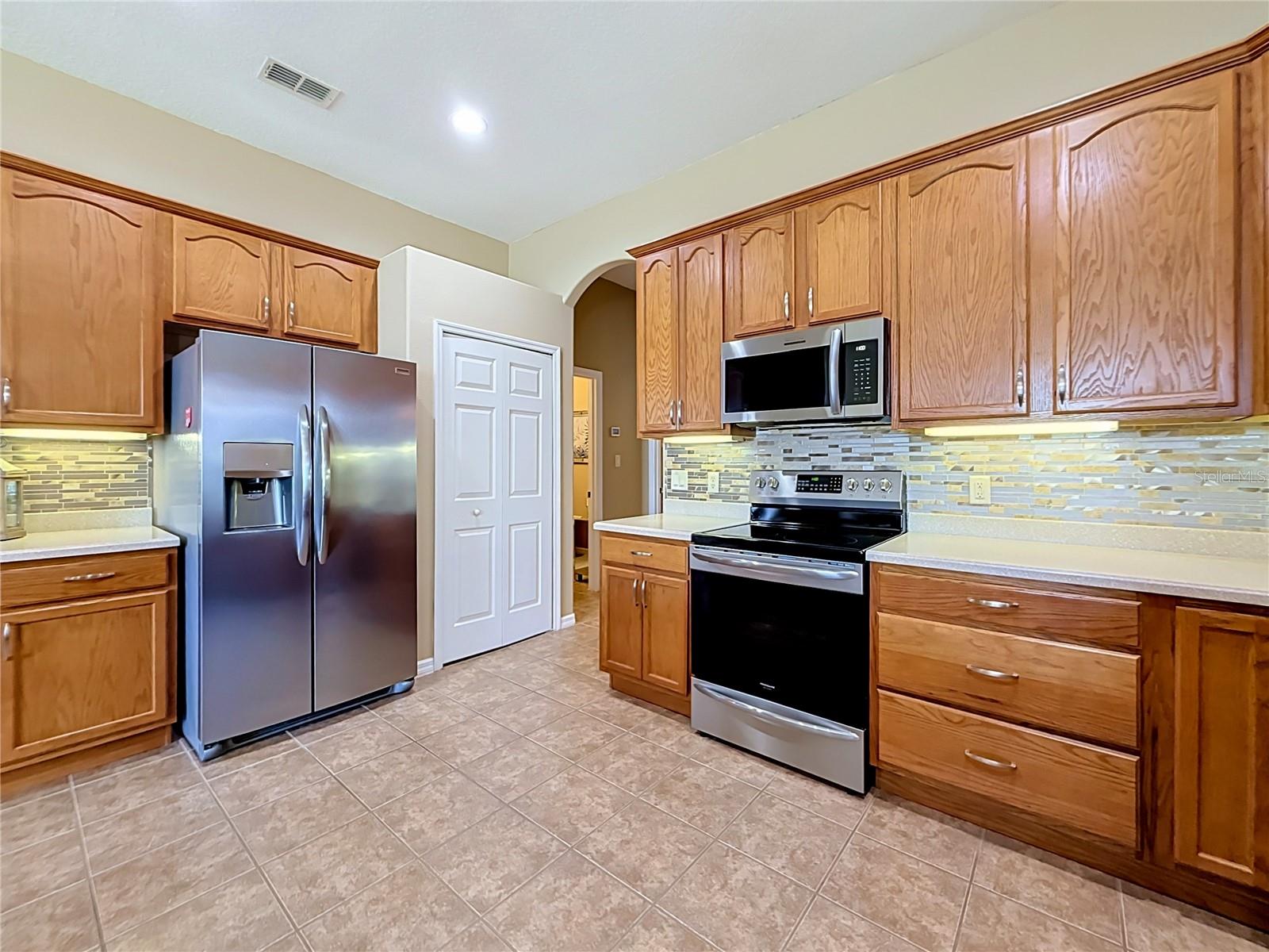 PLANTATION AT LEESBURG ASHLAND VILLAGE - Residential