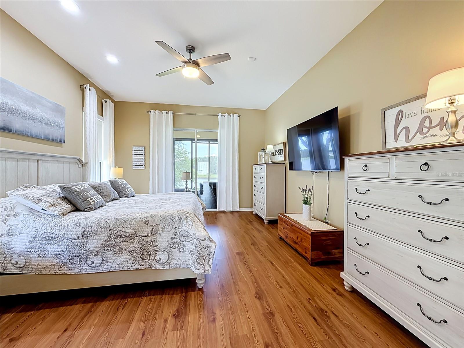 PLANTATION AT LEESBURG ASHLAND VILLAGE - Residential