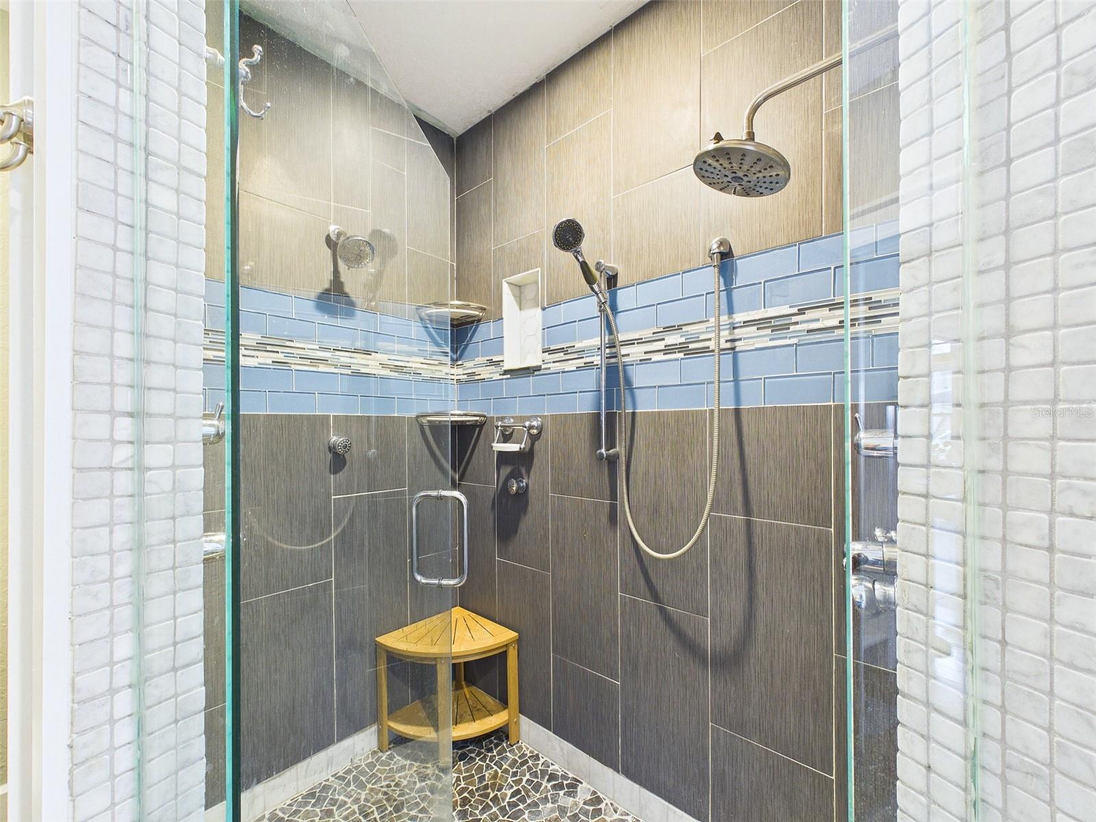 BON AIR - Residential