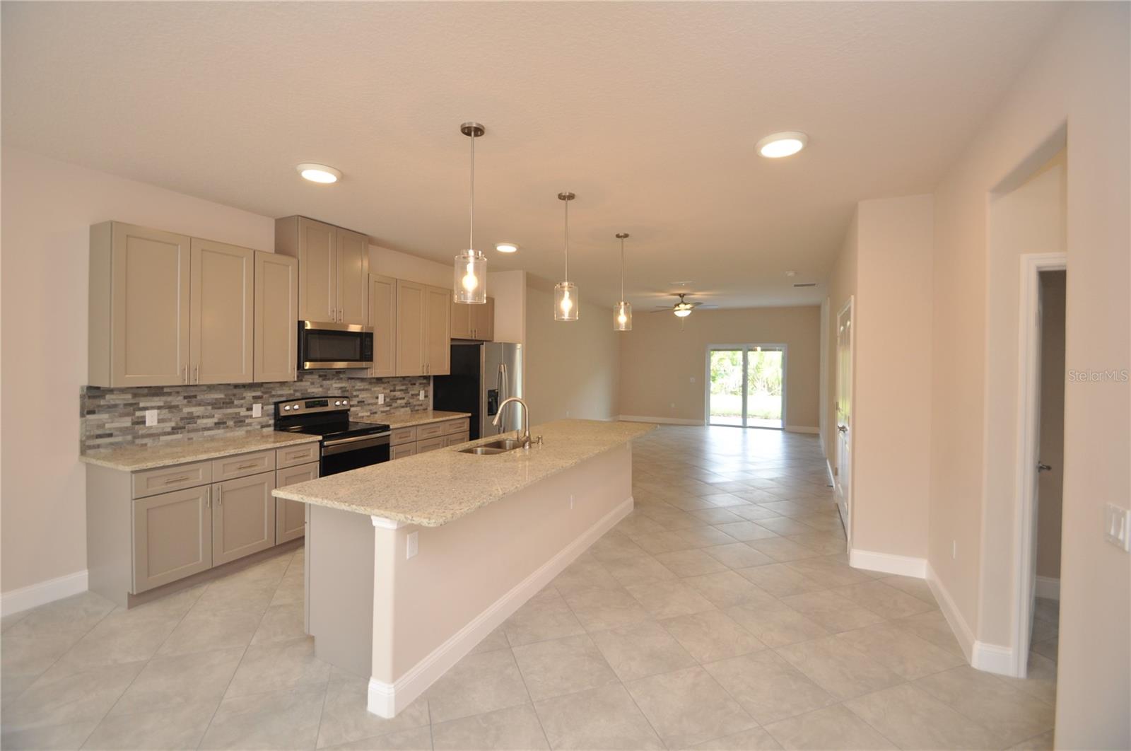 PALM HARBOR - Residential Lease