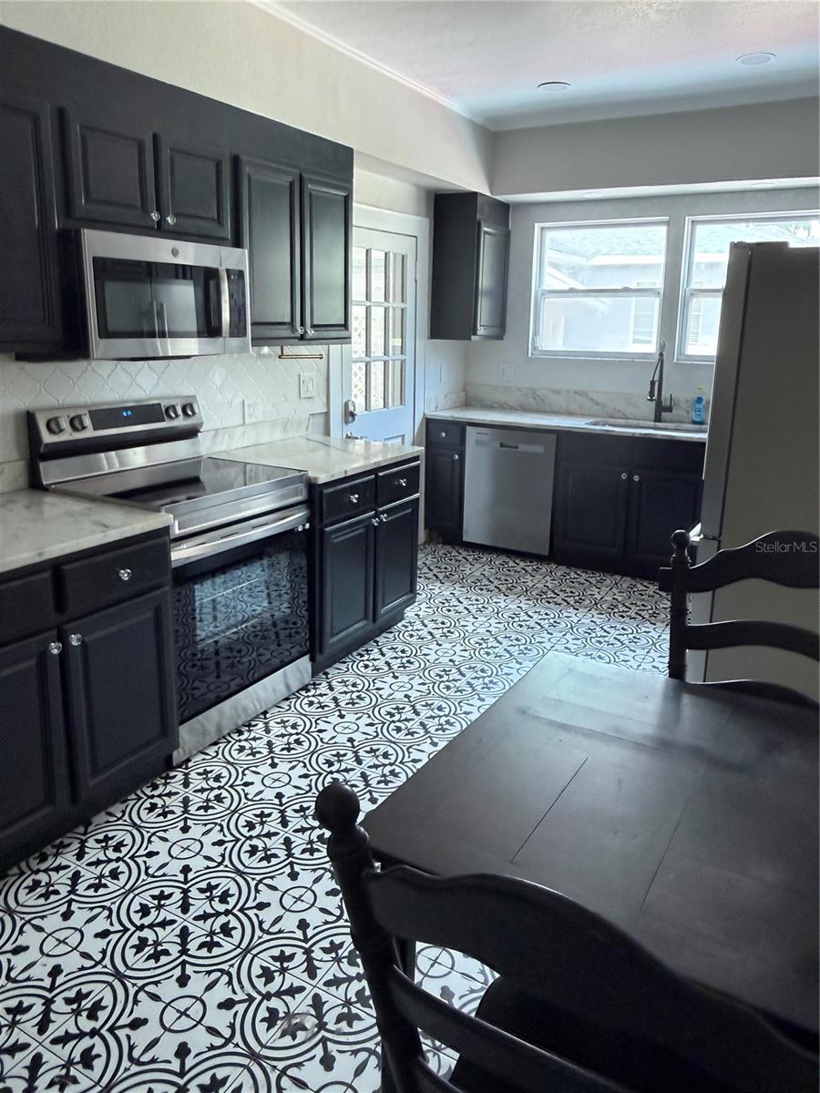 CLEVELAND HEIGHTS - Residential