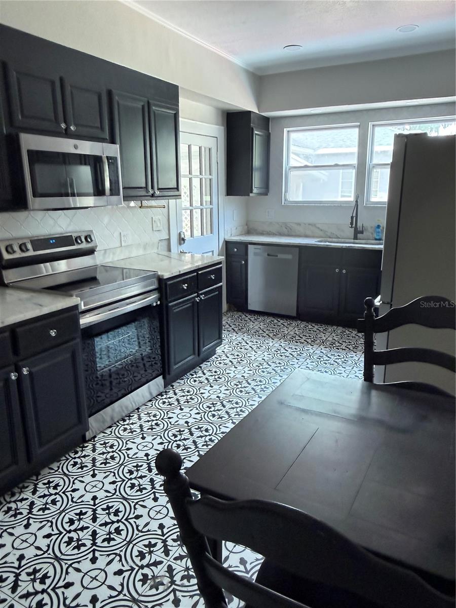 CLEVELAND HEIGHTS - Residential