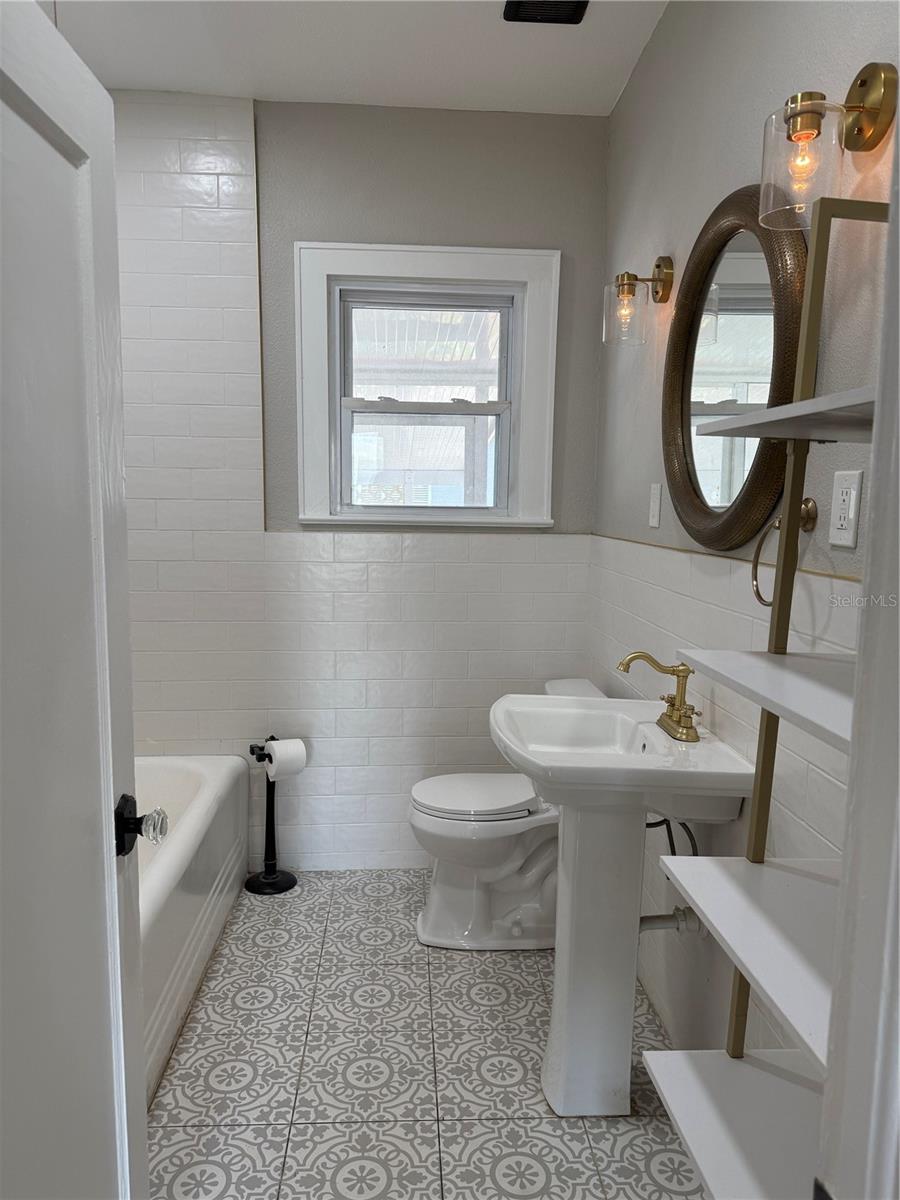 CLEVELAND HEIGHTS - Residential