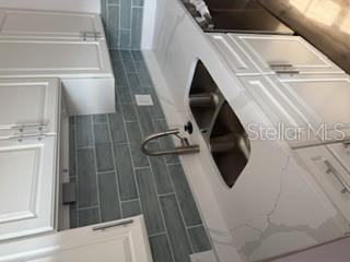 LES CHATEAUX CONDO - Residential