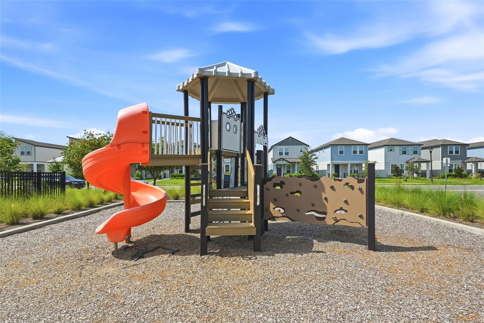 HIGHLAND RIDGE - Residential