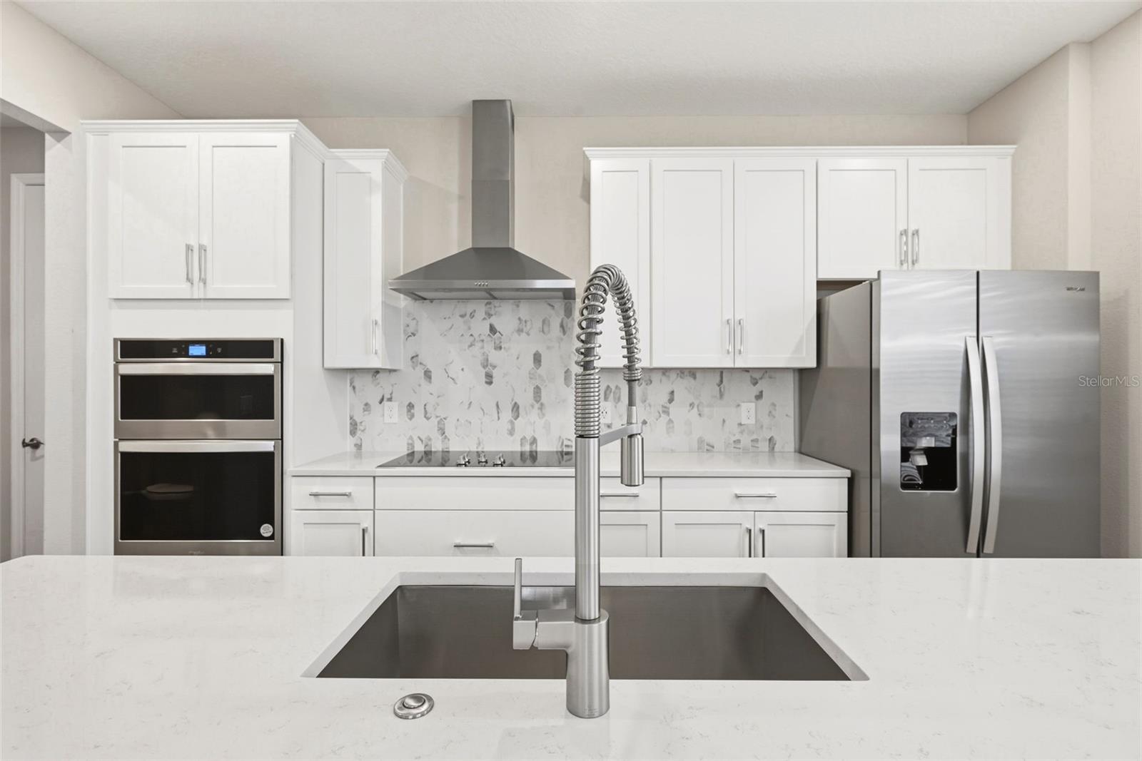 HIGHLAND RIDGE - Residential
