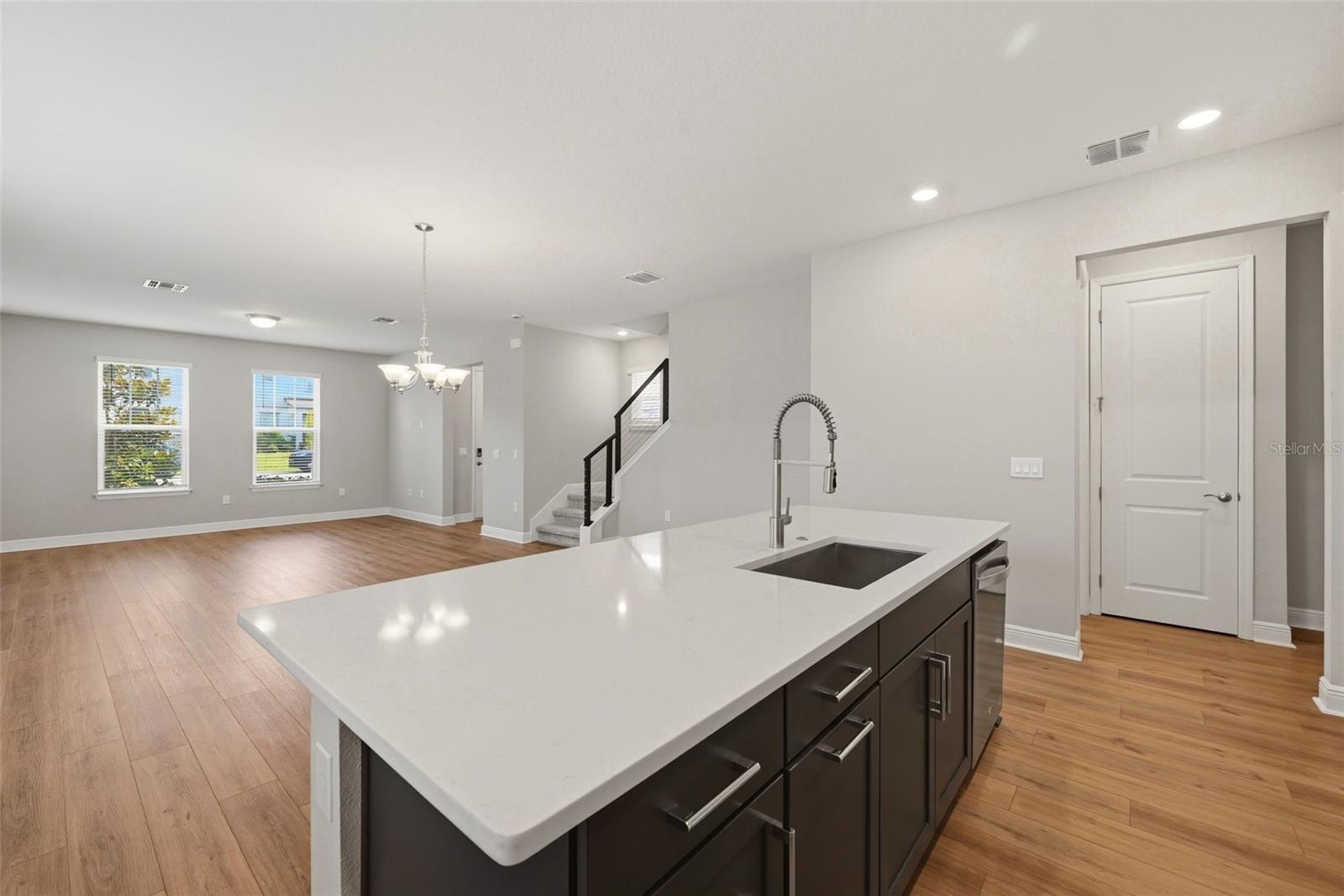 HIGHLAND RIDGE - Residential