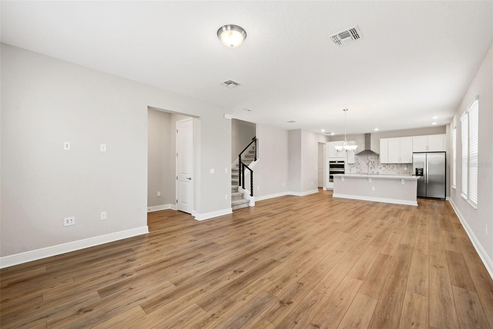 HIGHLAND RIDGE - Residential