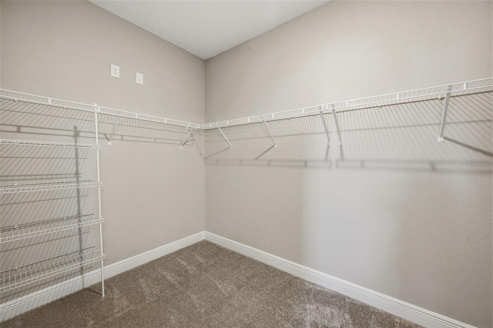 HIGHLAND RIDGE - Residential