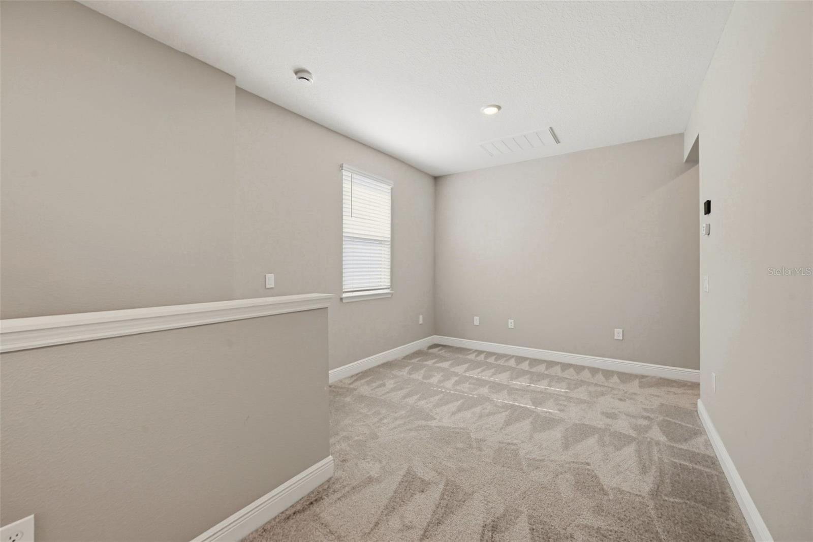 HIGHLAND RIDGE - Residential