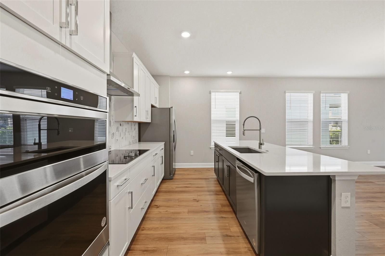 HIGHLAND RIDGE - Residential