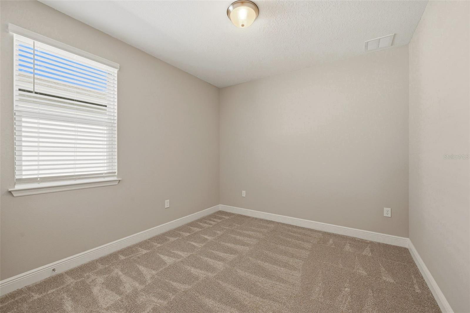 HIGHLAND RIDGE - Residential