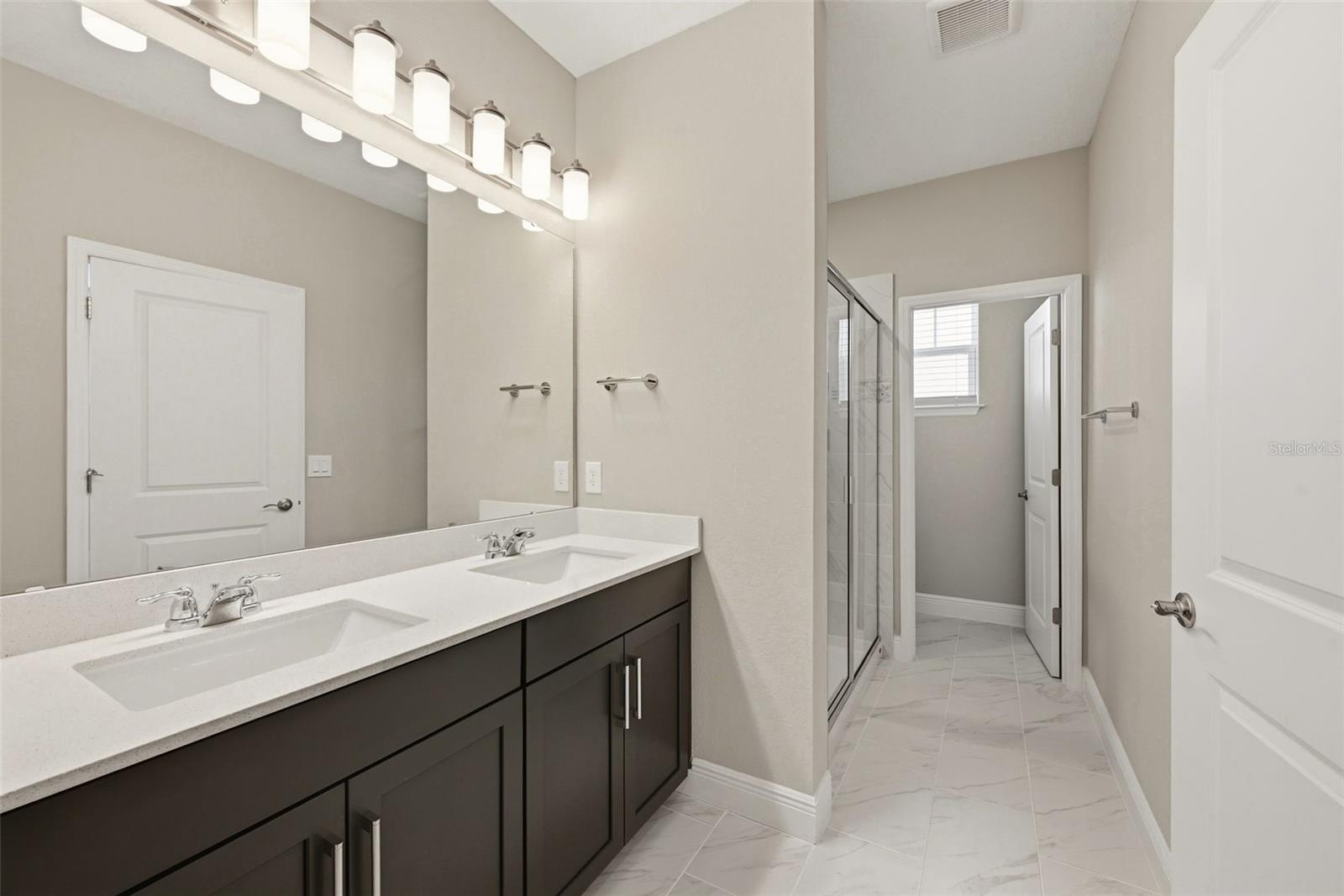 HIGHLAND RIDGE - Residential