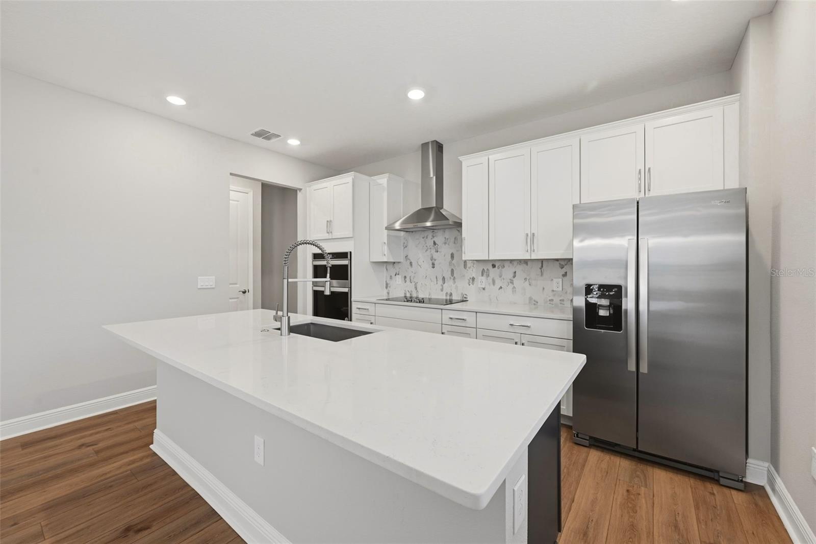 HIGHLAND RIDGE - Residential