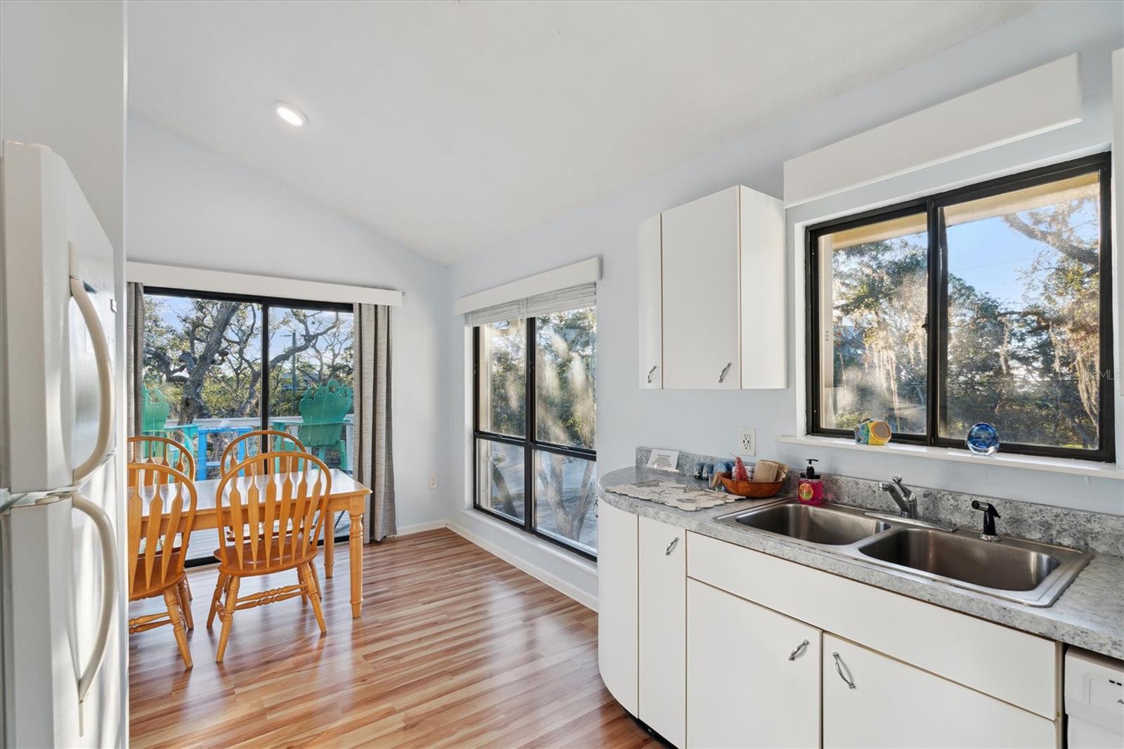 CEDAR KEY SHORES 05 - Residential