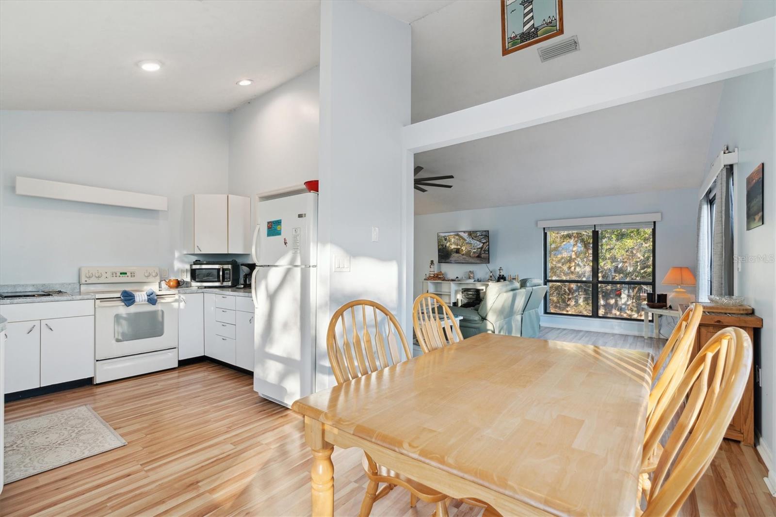 CEDAR KEY SHORES 05 - Residential