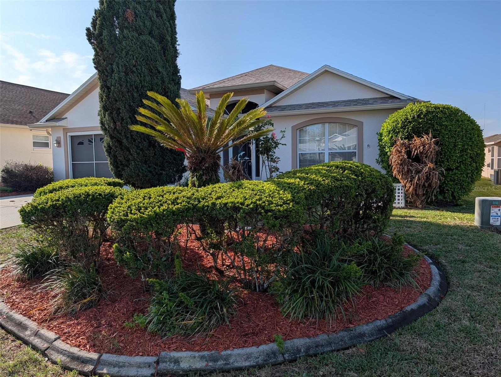 ARBOR LAKES - Residential
