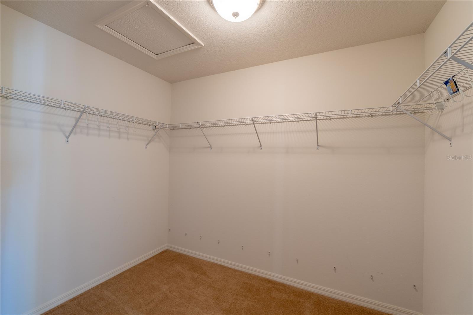 ARBOR LAKES - Residential