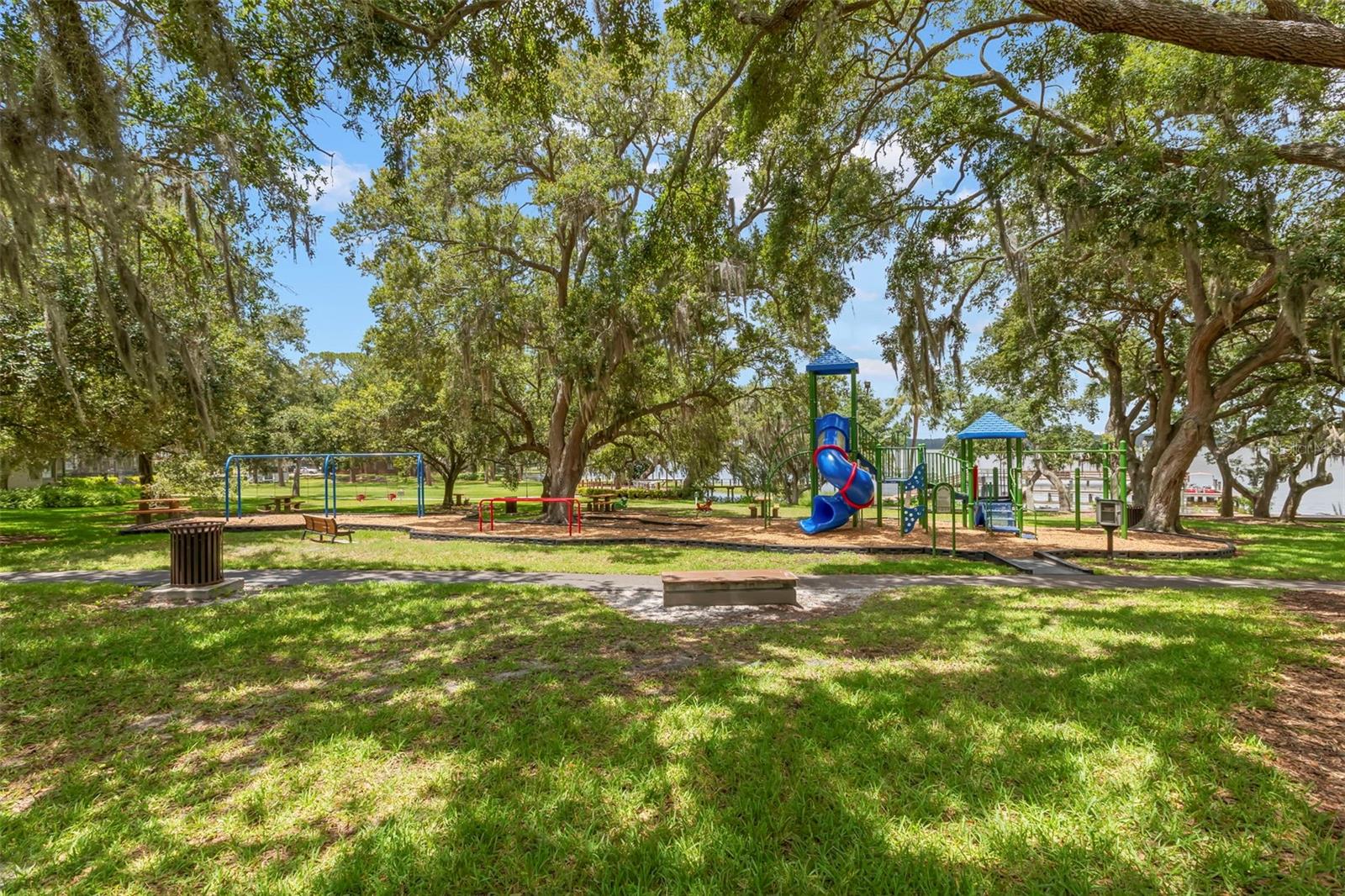 SANCTUARY AT COBBS LANDING THE - Residential