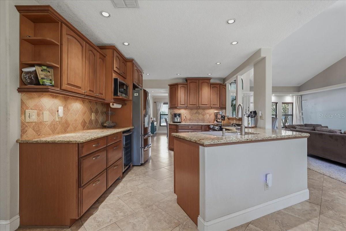 TAMPA PALMS UNIT 3C - Residential