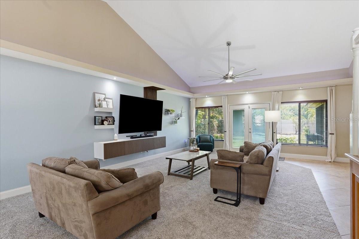 TAMPA PALMS UNIT 3C - Residential