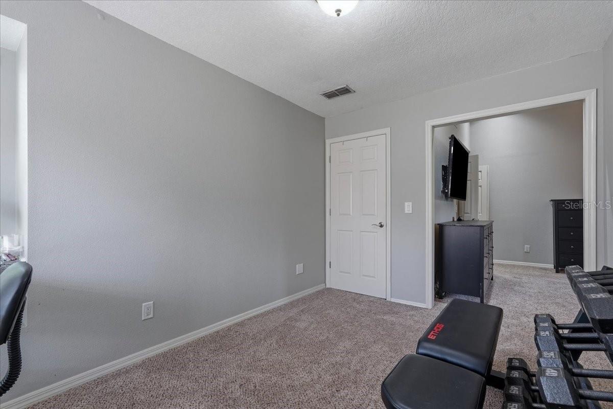 TAMPA PALMS UNIT 3C - Residential
