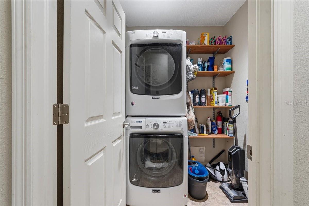 TAMPA PALMS UNIT 3C - Residential