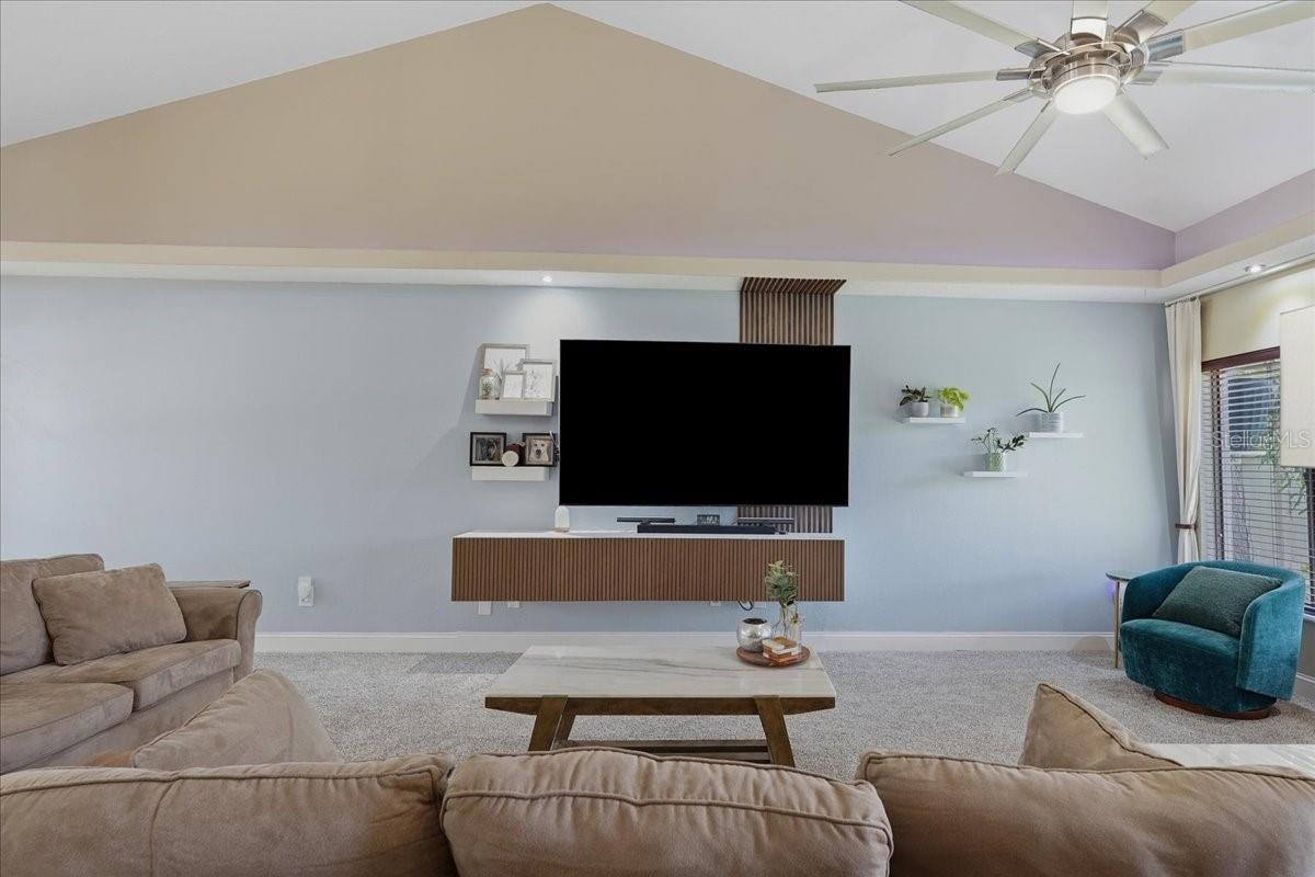TAMPA PALMS UNIT 3C - Residential