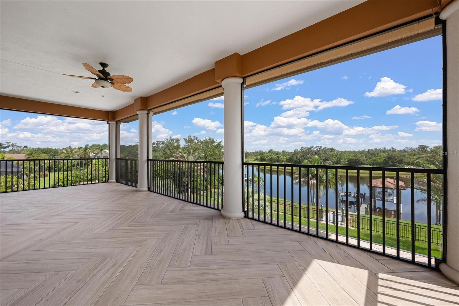 WINDING RIVER - Residential