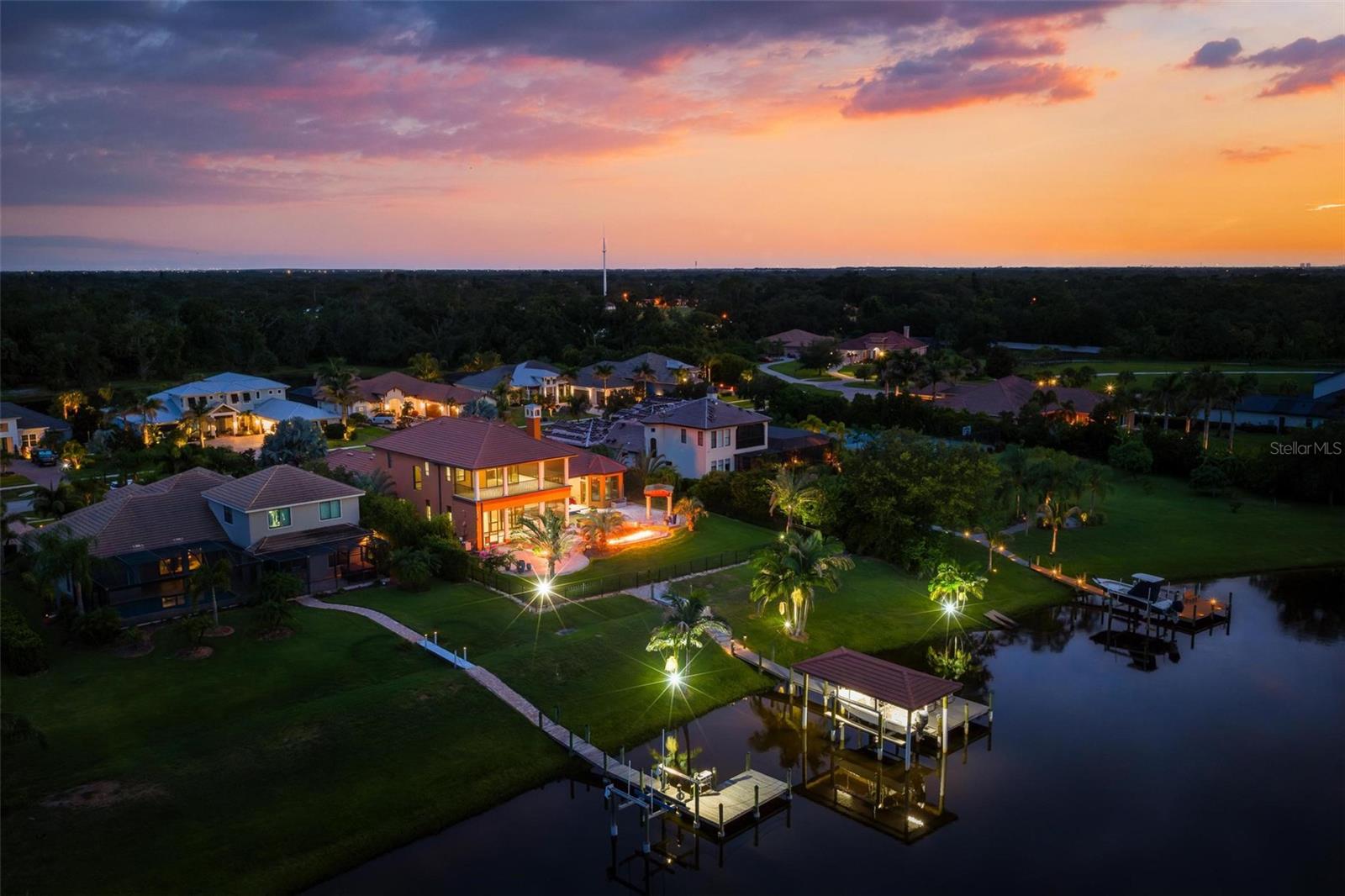 WINDING RIVER - Residential