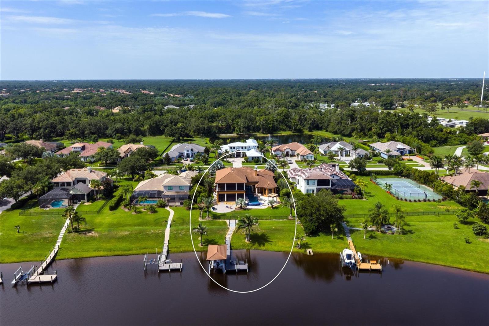 WINDING RIVER - Residential