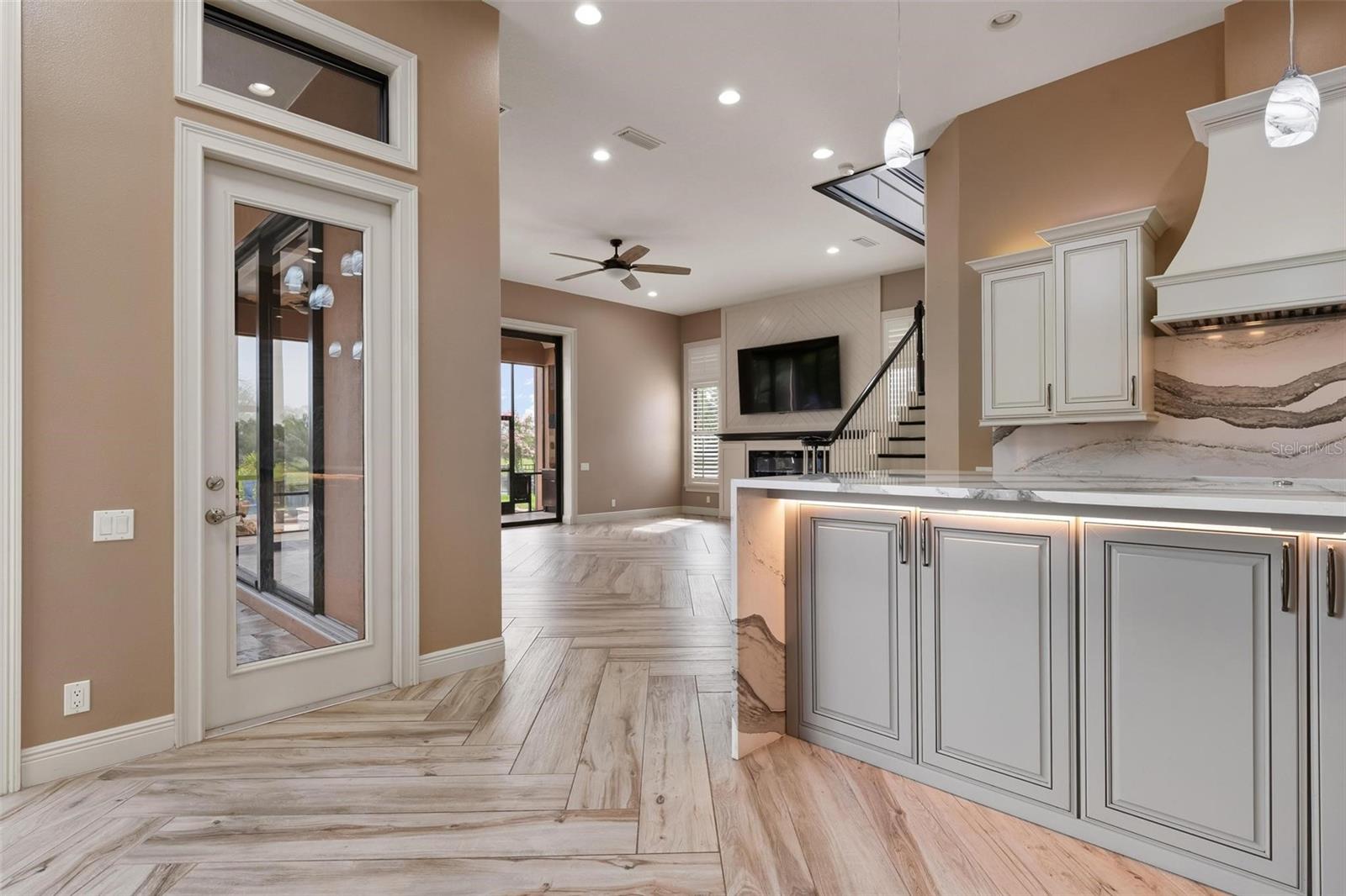 WINDING RIVER - Residential