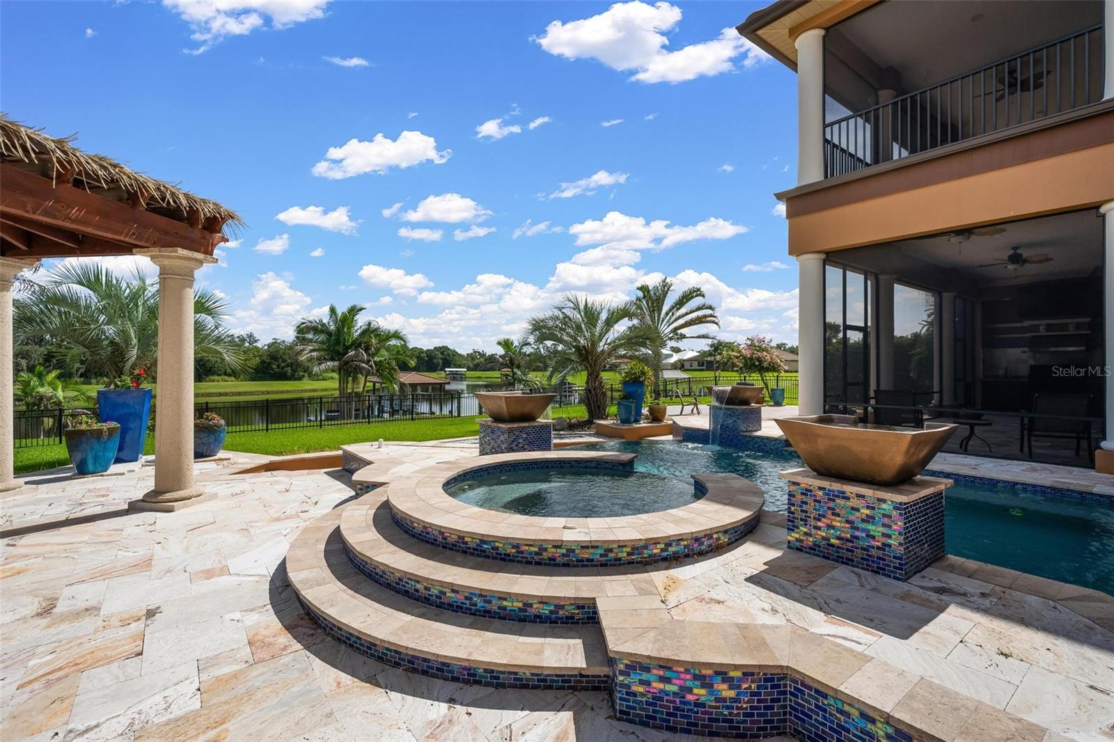 WINDING RIVER - Residential