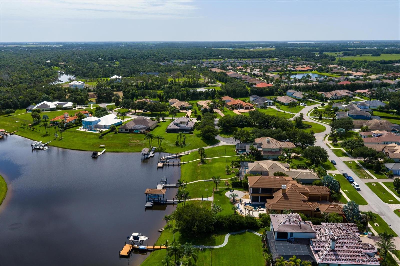 WINDING RIVER - Residential