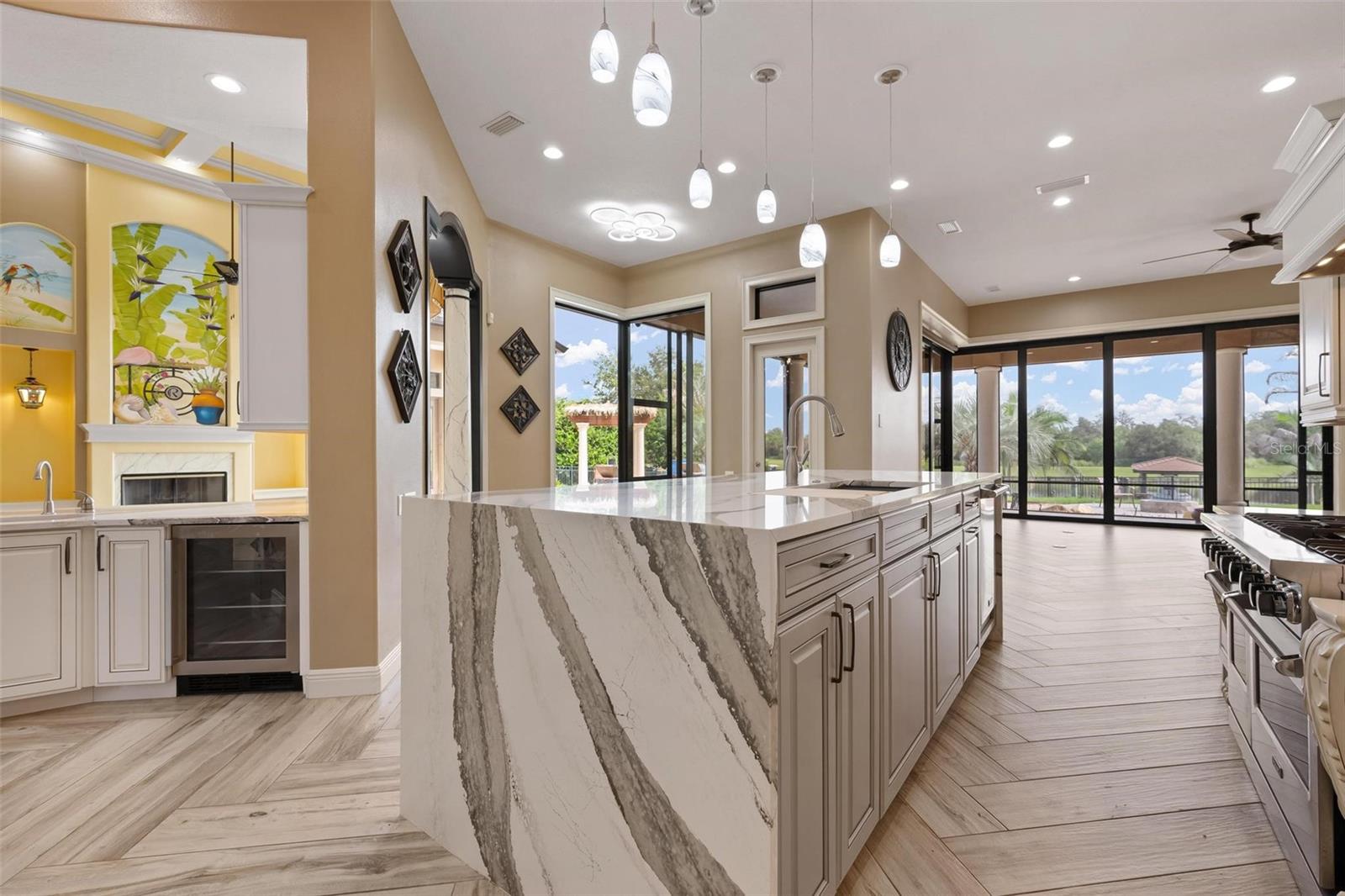 WINDING RIVER - Residential