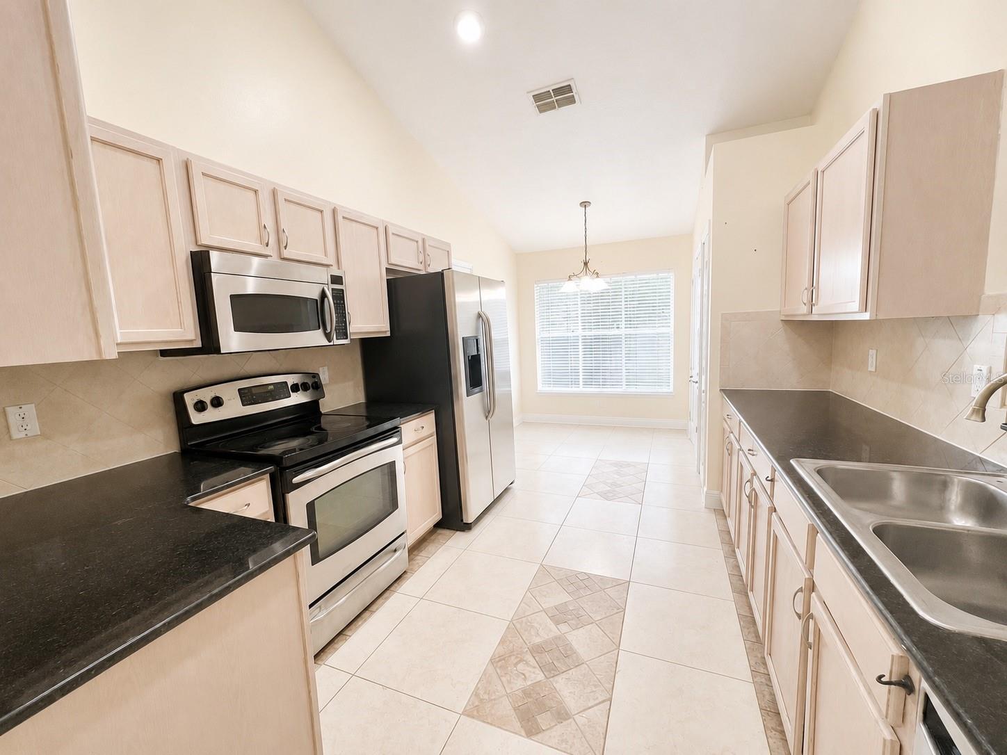 CALUSA TRACE UNIT 13 - Residential Lease