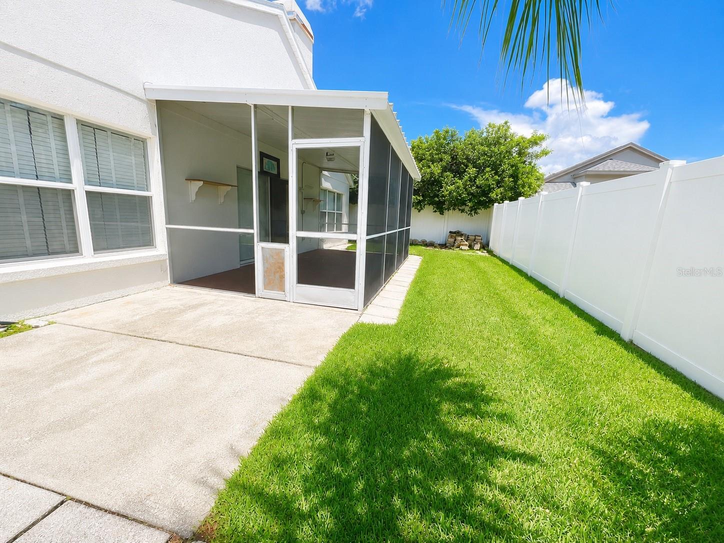 CALUSA TRACE UNIT 13 - Residential Lease