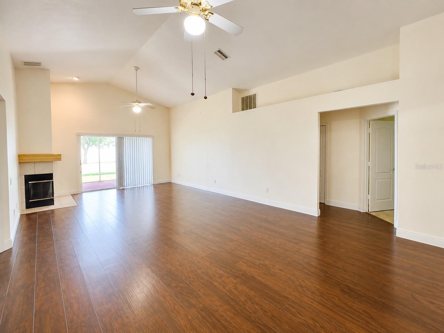 CALUSA TRACE UNIT 13 - Residential Lease