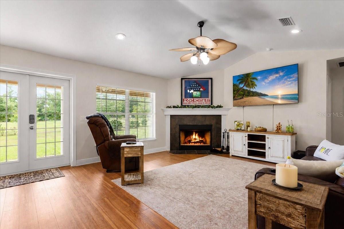 SPRINGSTEAD - Residential