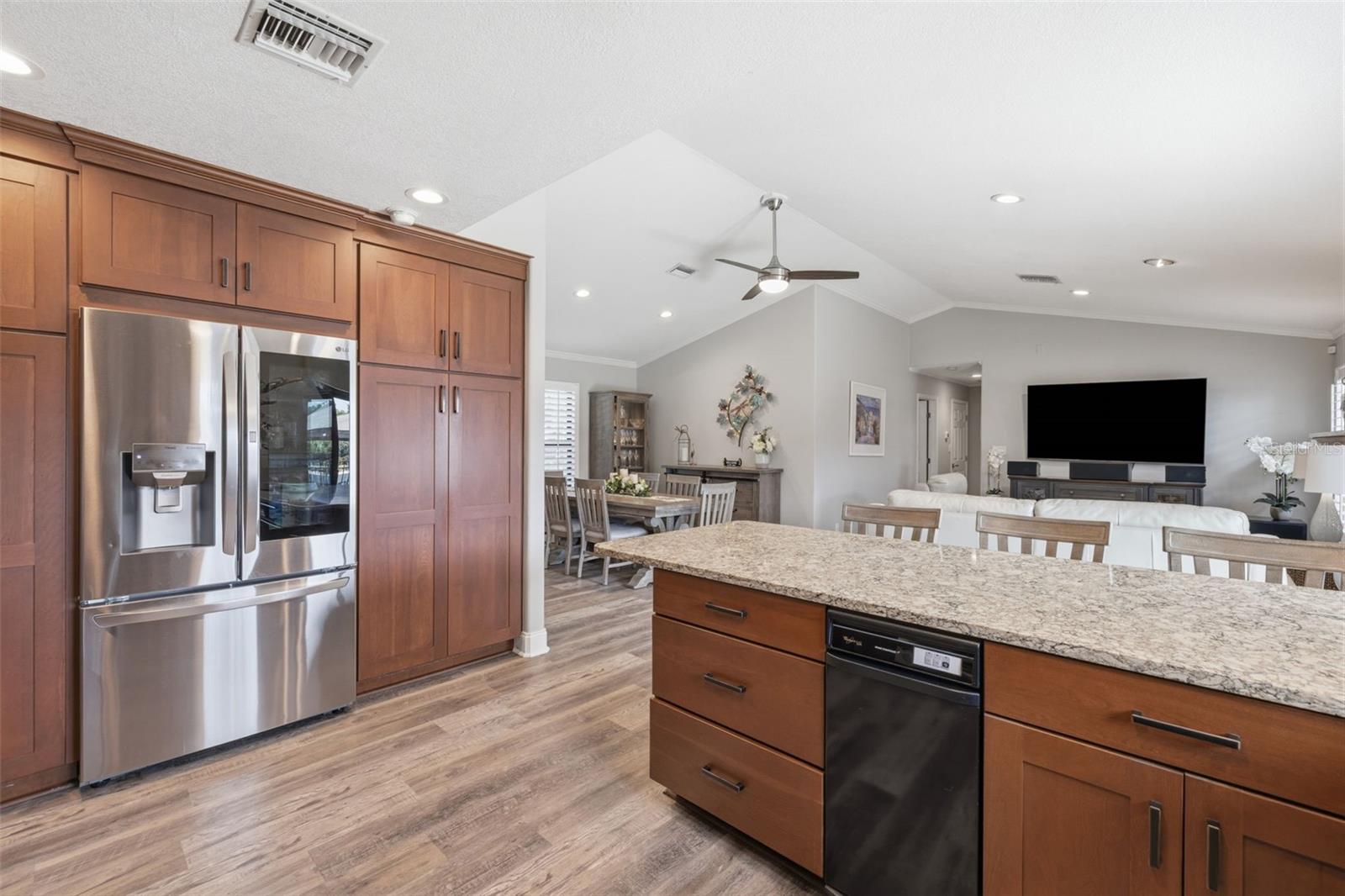 LAKE SHORE ESTATES 1ST ADD - Residential