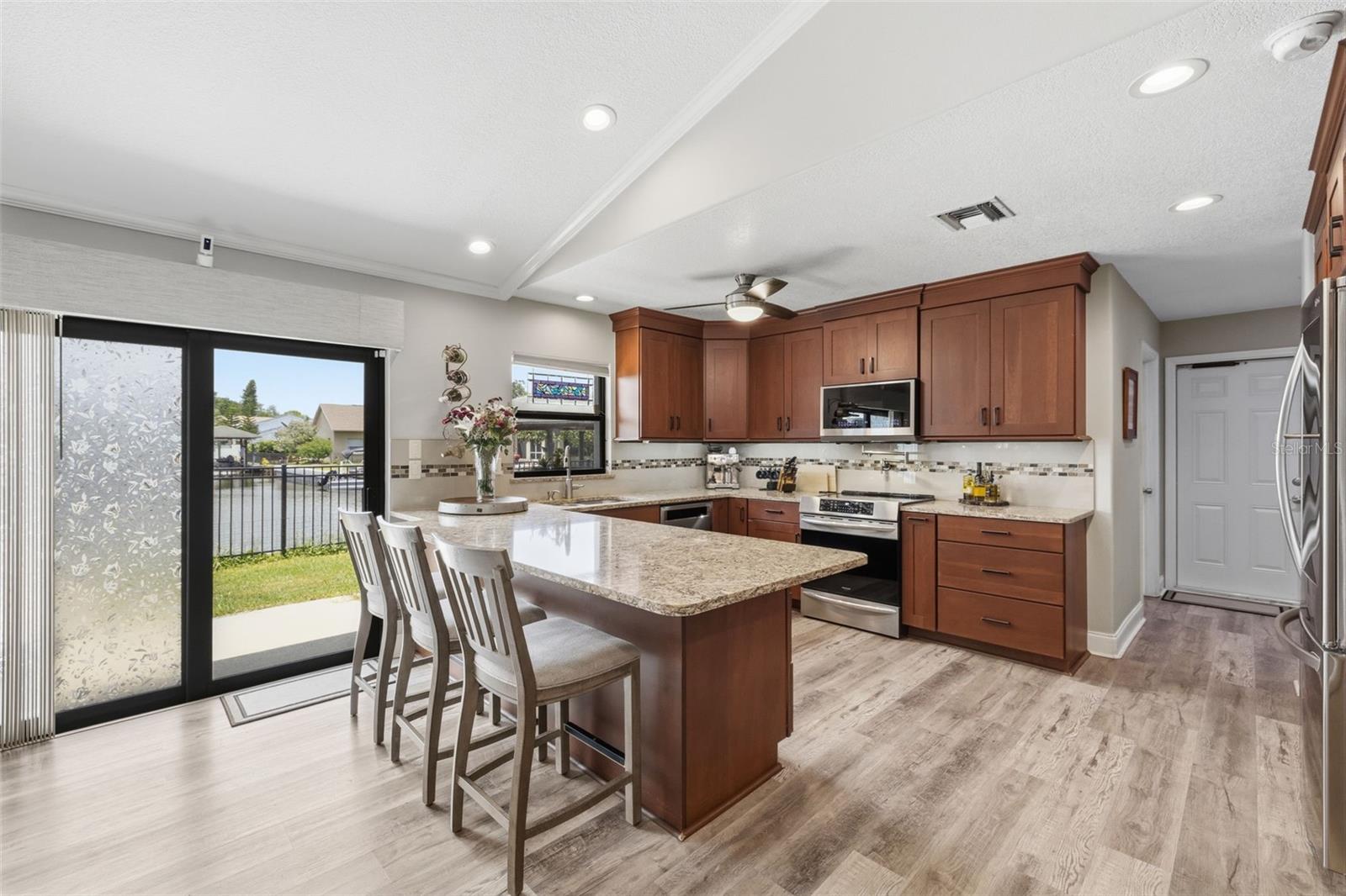 LAKE SHORE ESTATES 1ST ADD - Residential