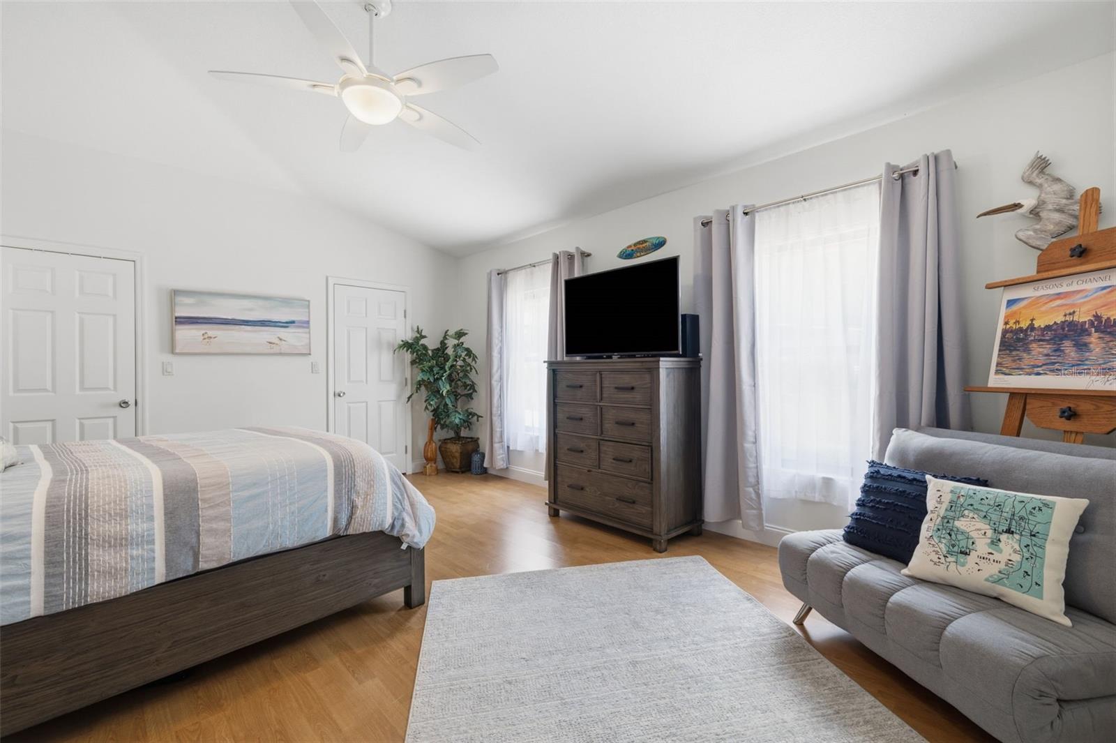 LAKE SHORE ESTATES 1ST ADD - Residential